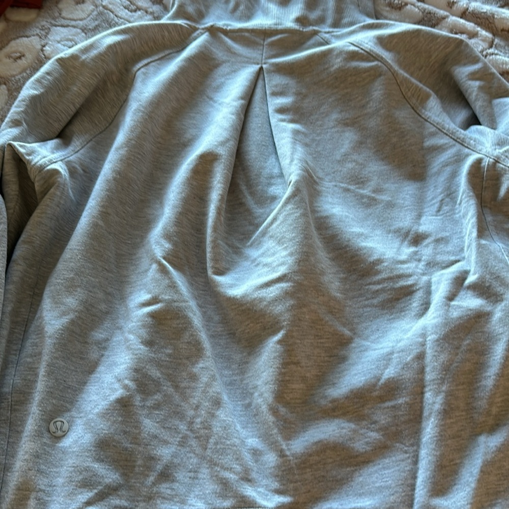 Lululemon Turtleneck Sweatshirt - image 3